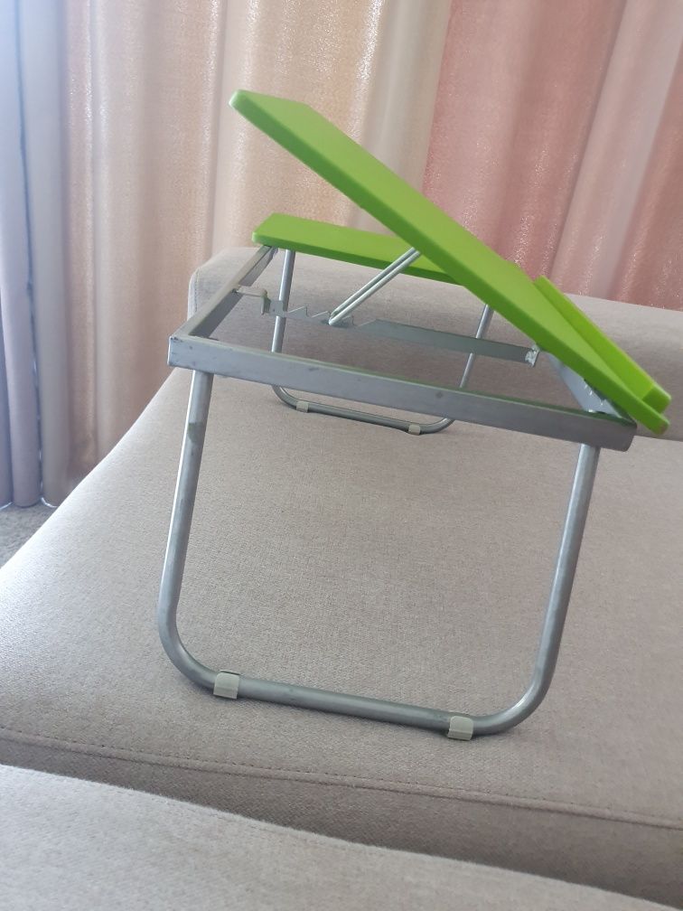 Mesa Dobrável para Notebook – Prática, Portátil Leve e Ajustável!