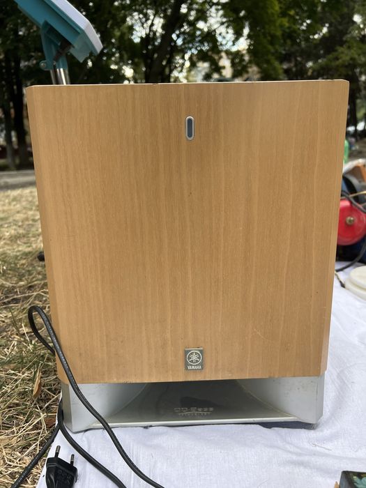 Сабвуфер Yamaha YST-SW225