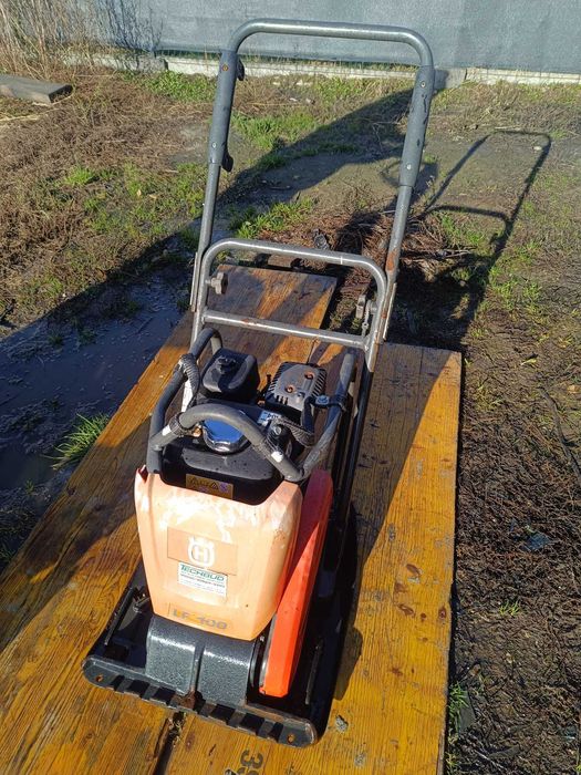 Zagęszczarka Jednokierunkowa LF 100L Husqvarna, silnik Honda