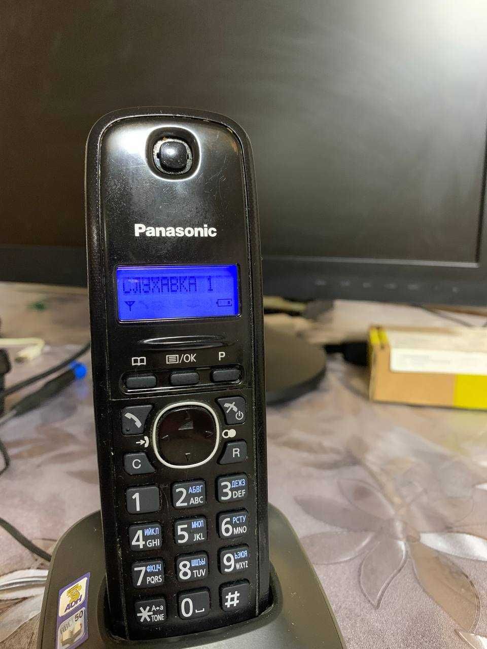 Стаціонарний  бездротовий телефон PANASONIC KX-TG1611UA