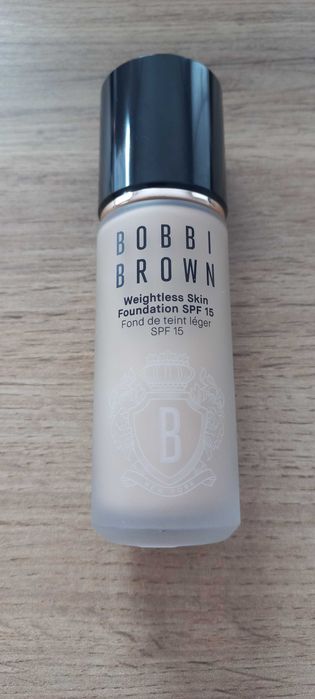 Bobbi Brown podkład weightless skin spf 15 cool ivory C-026