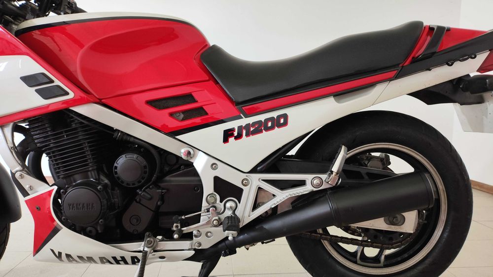 Yamaha FJ 1200 Original Ano 86