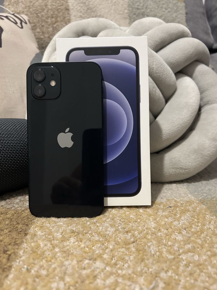 IPhone 12 muito conservado
