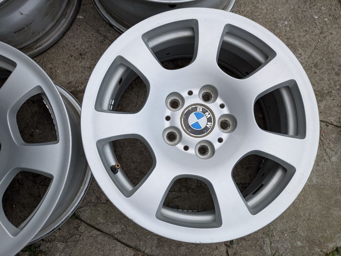 Felgi aluminiowe 16 cali BMW E60 E61 E39 styling 134 5x120 7J IS/ET 20