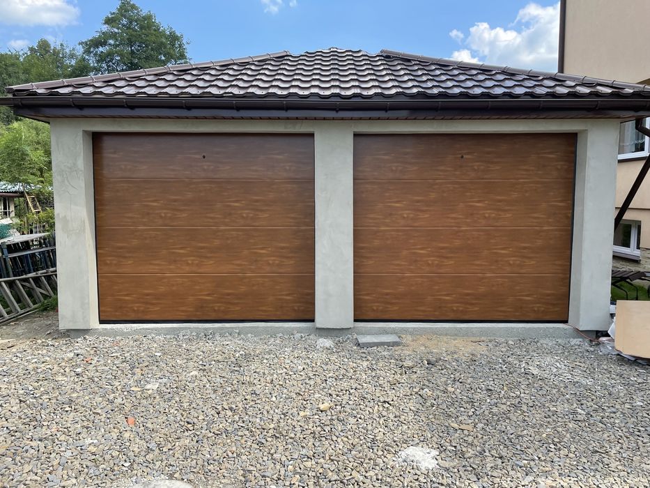 Brama garażowa segmentowa złoty dąb 3000x2250