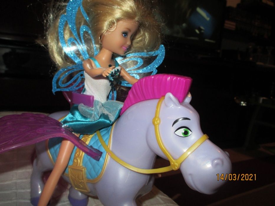 Barbie com um cavalo alado