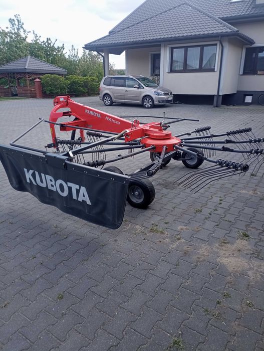Zgrabiarka Kubota RA1043 4.3 m Kverneland stan idealny
