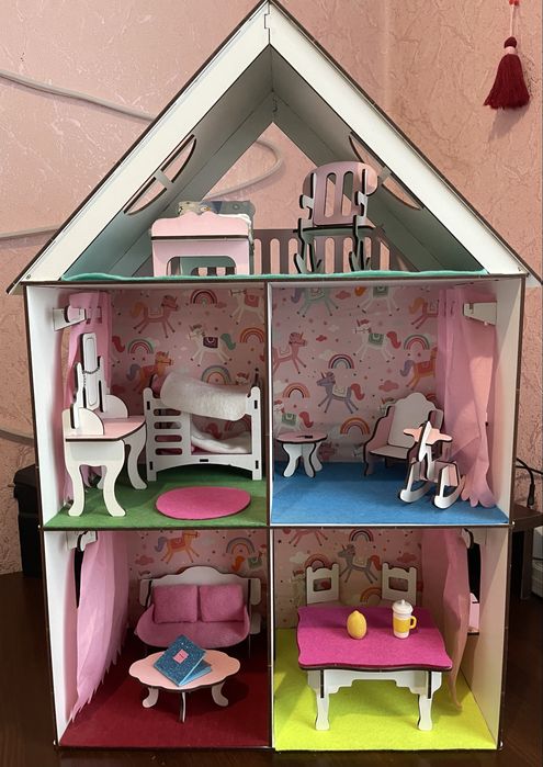 Ляльковий будиночок ( + набір ляльок лол у подарунок)