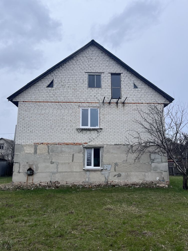 Продається будинок в Ст Білоус 179м2