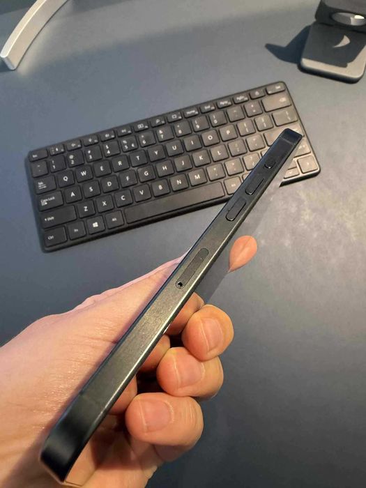 iPhone 15 Pro 128gb Black Titanium stan Idealny