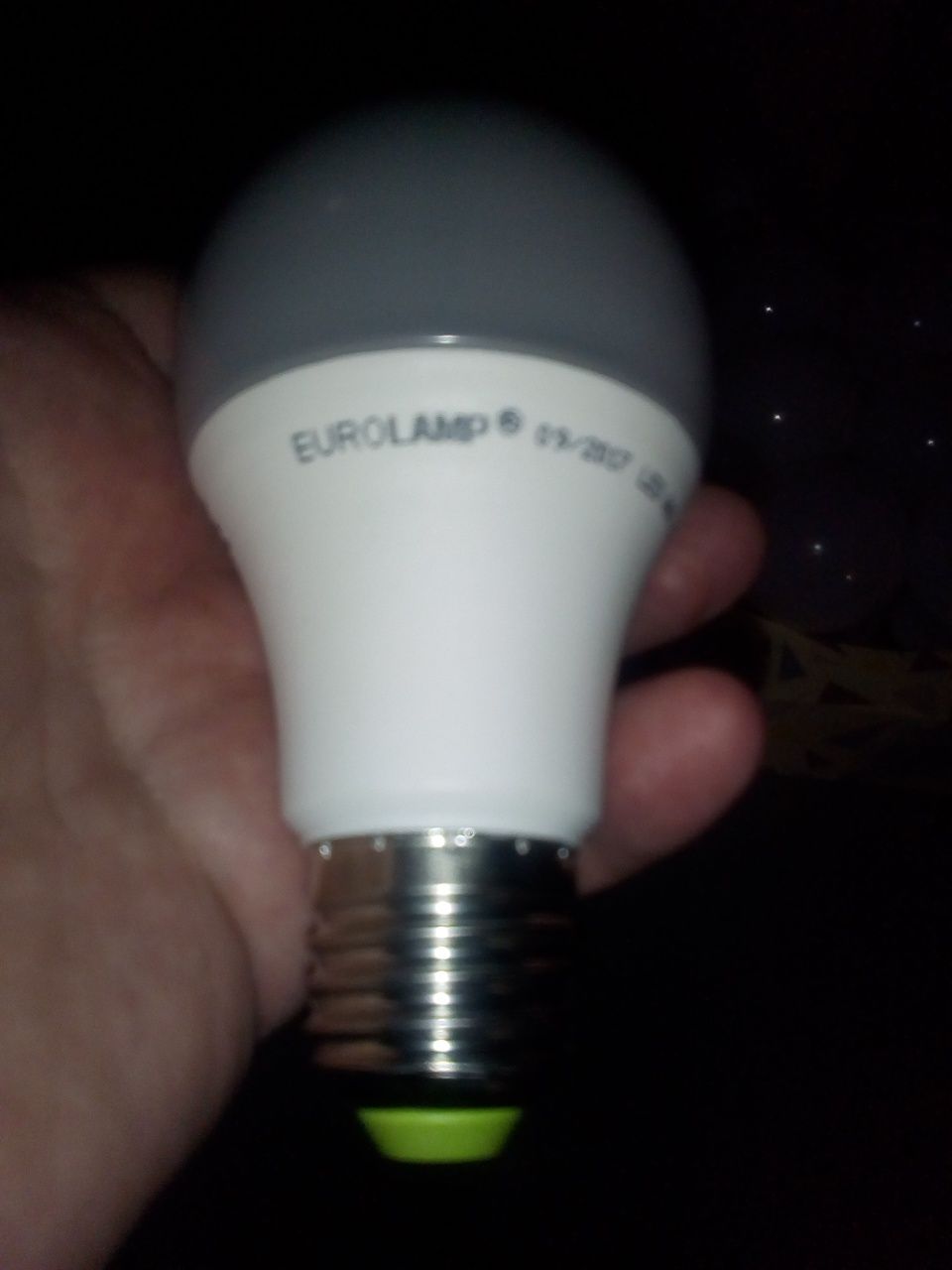 Продам Лед лампочки"EUROLAMP" 10W