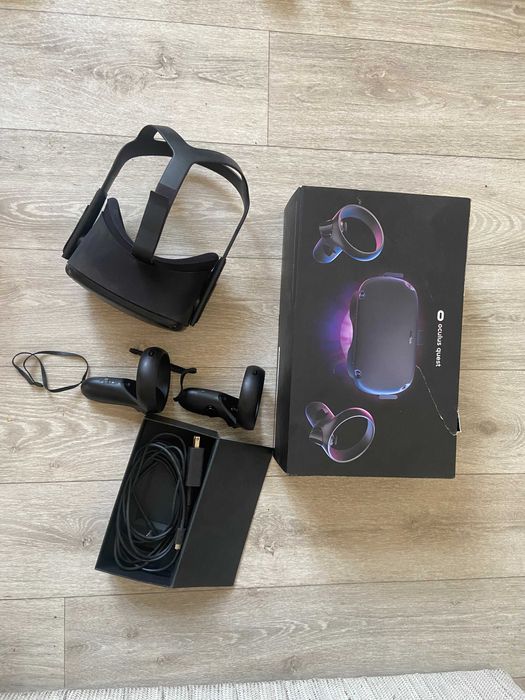Oculus Quest VR очки віртуальної реальності