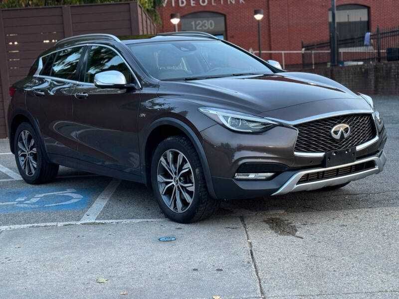 2017 Infiniti QX30