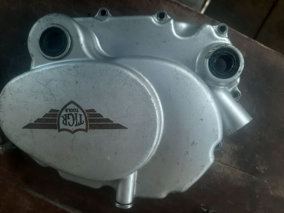 Кришка мотора картера