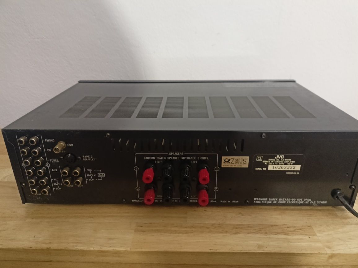 Wzmacniacz JVS-AX 440BK.