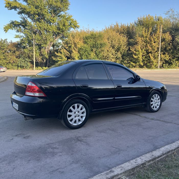 Nissan Almera 1.6 2008