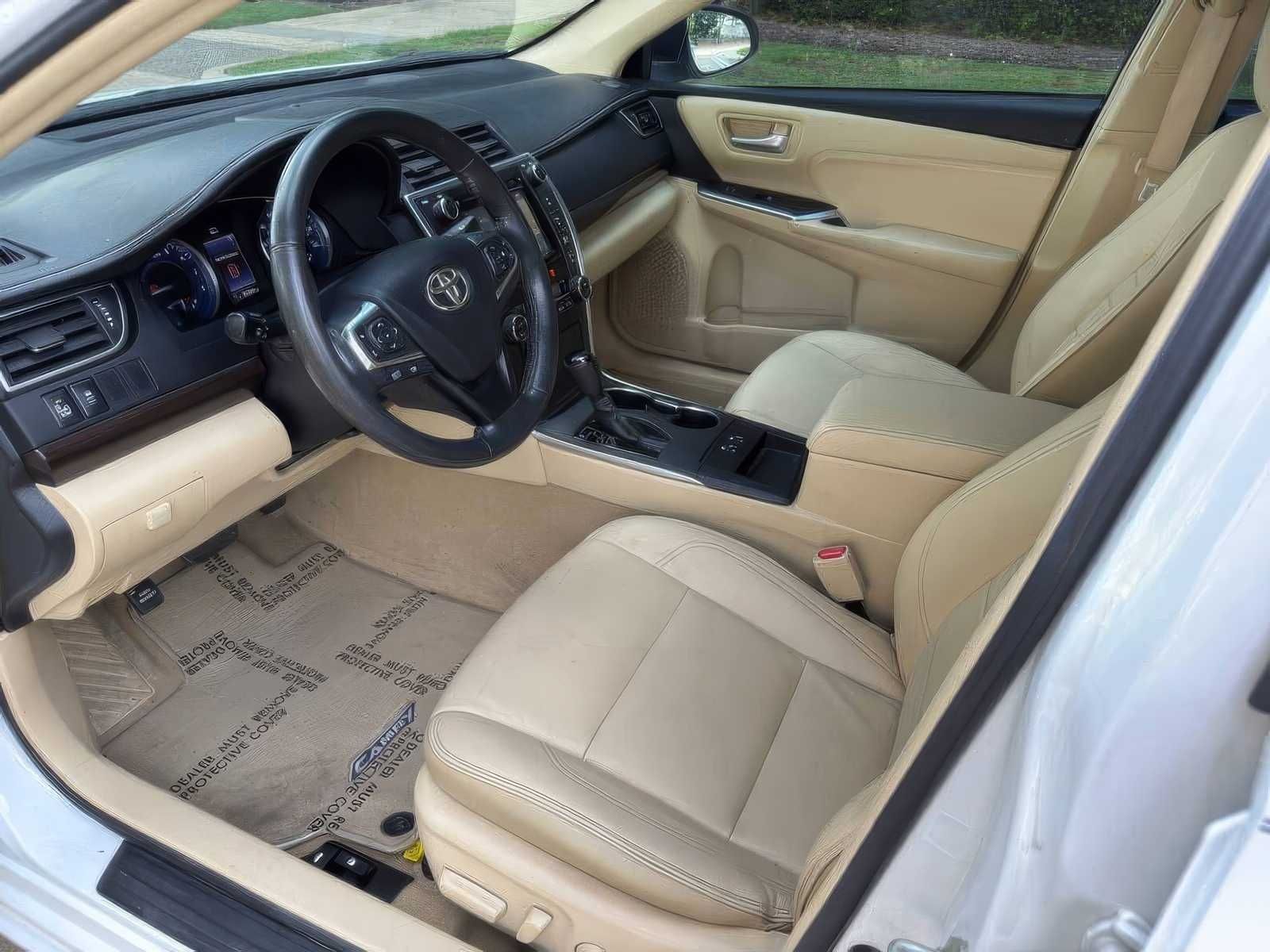 2016 Toyota Camry XLE