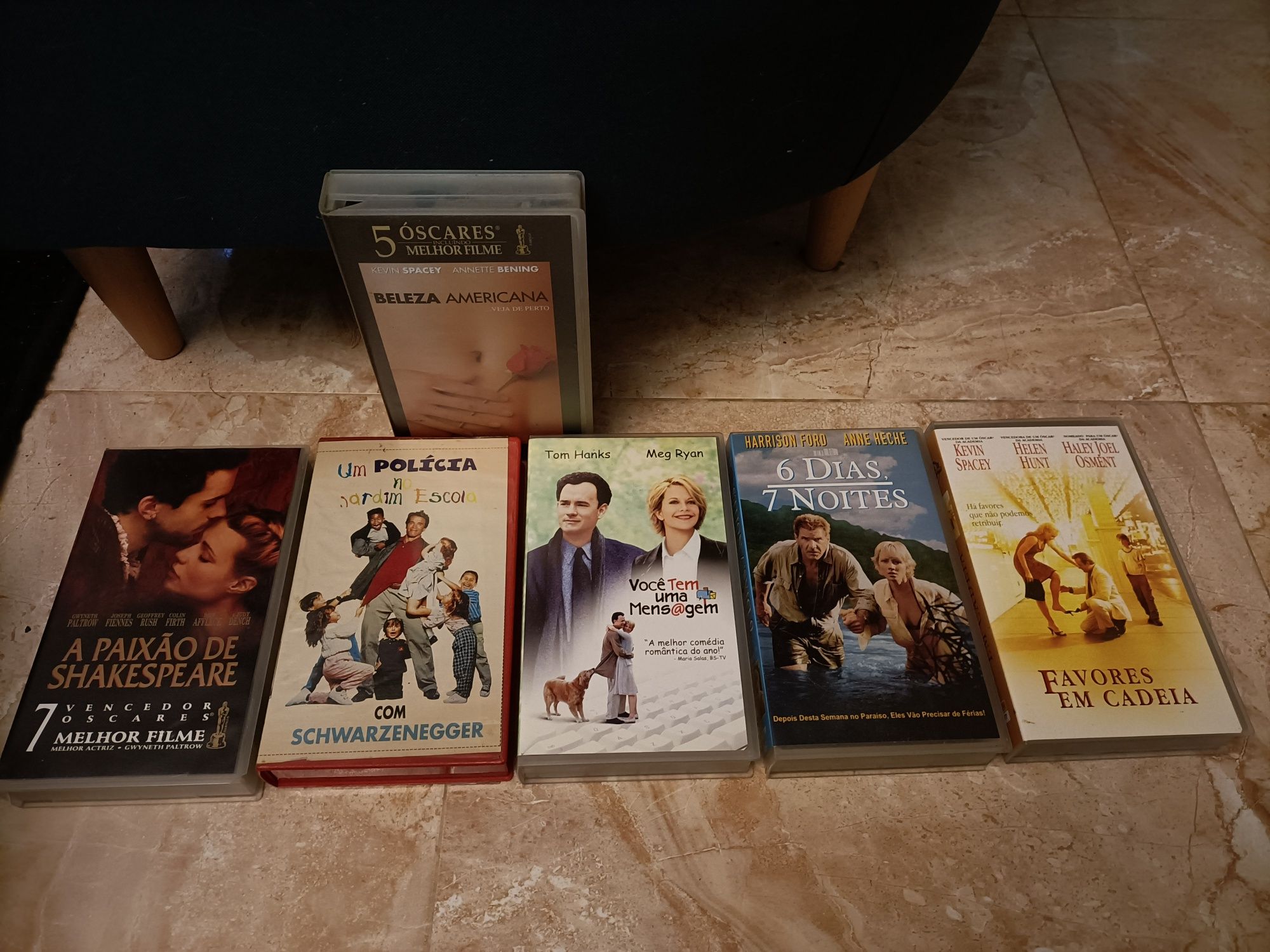 21 Cassetes VHS Filmes Titanic/Gladiador/Carrie/Scream 2/O Legionário