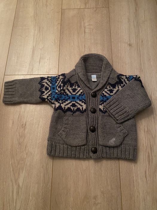 Sweterek rozpinany  na 62cm