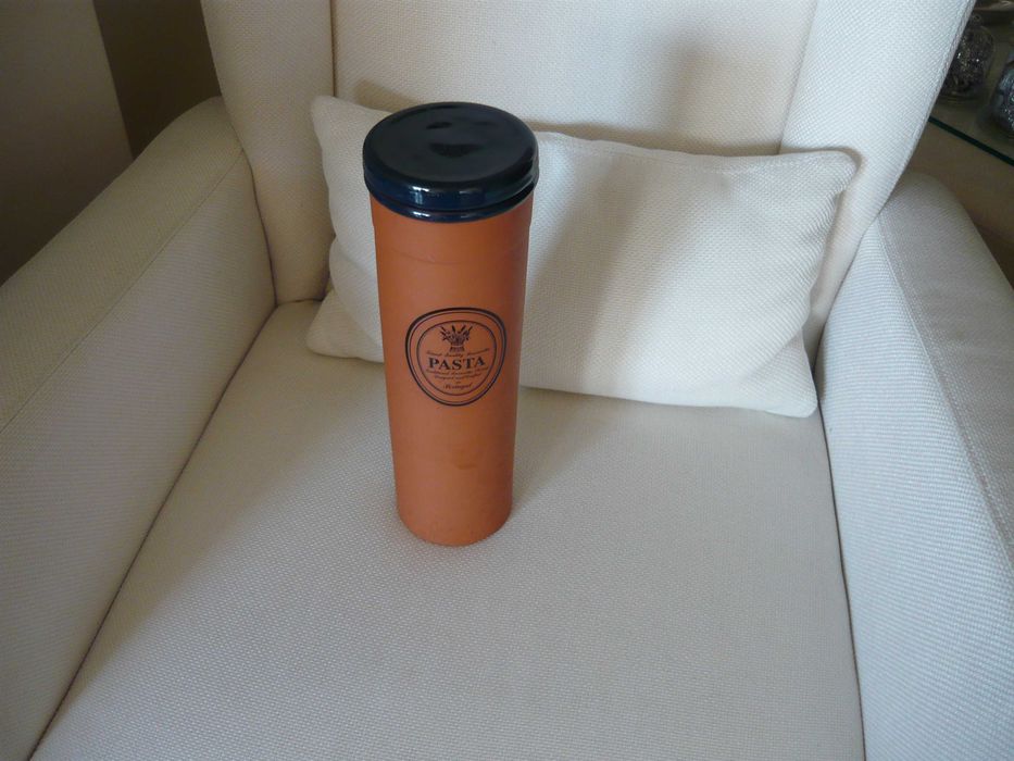 Caixa tubular para esparguete em barro - nova