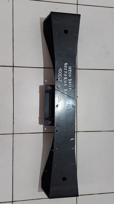 ROZPÓRKA RAMY ZA KABINĄ IVECO DAILY IV 4 R2020