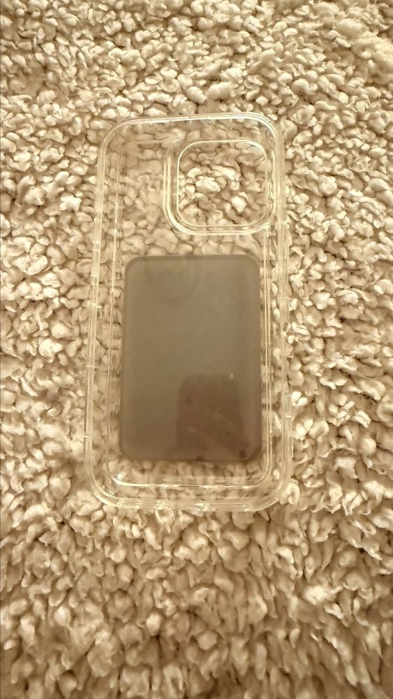 Capa iphone 16 pro transparente com ventosas