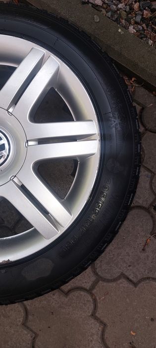 Зимові шини з дисками VW 205/55 R17 – вигідний комплект!