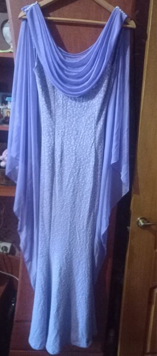 Продам сукню. Дуже гарна