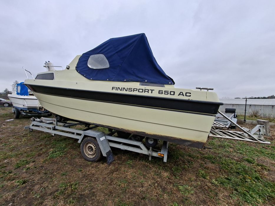 Łódka łódź kabinowa finnsport 650 oryginalny laminat bimini