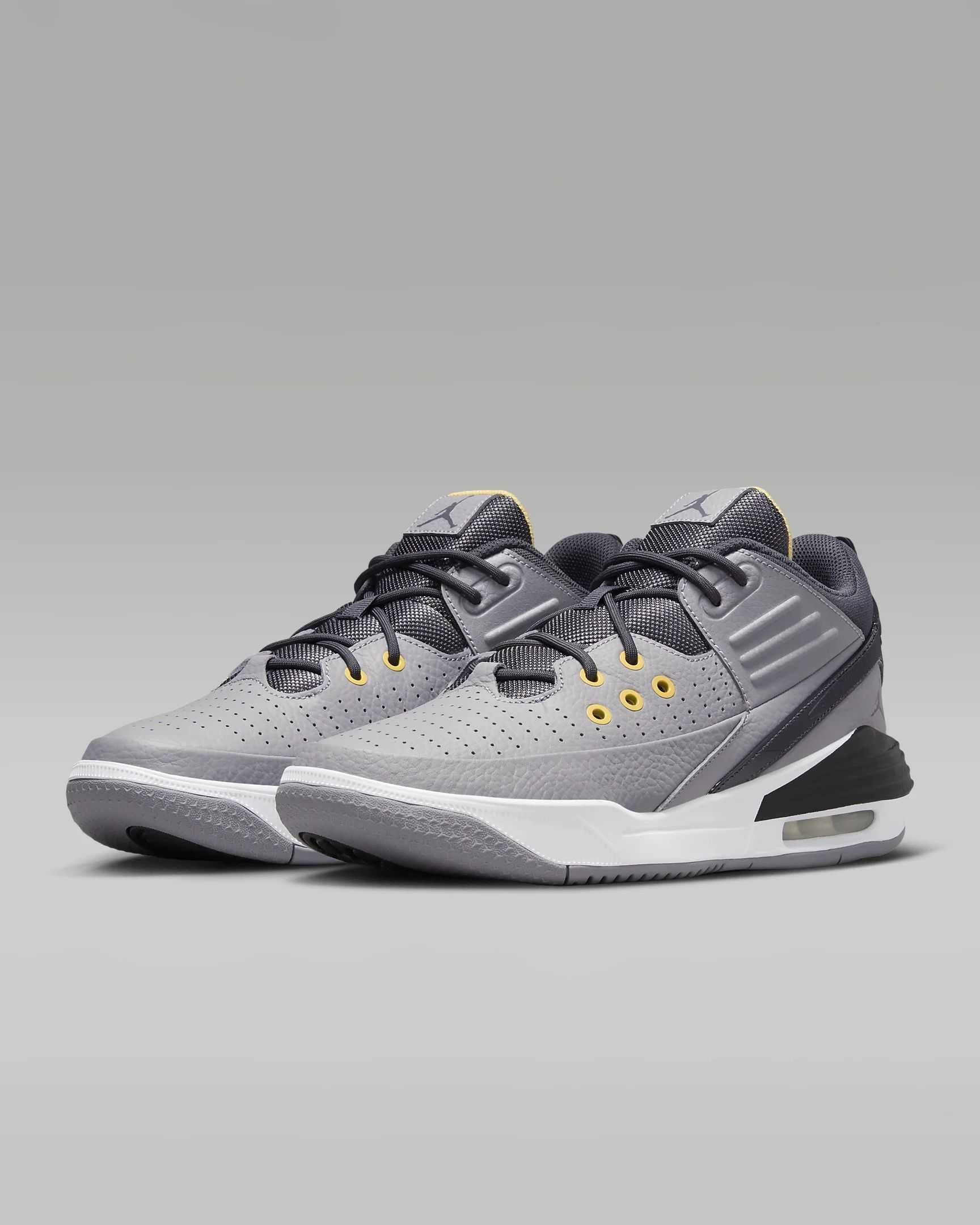 Кросівки Nike Air Jordan Max Aura 5 (40р по 49.5р) (DZ4353-007)