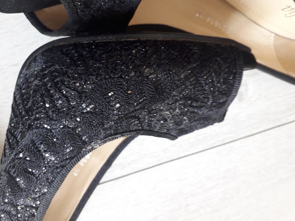 Szpilki czarne z odkrytym palcem peep toe 37 Axelia idealne