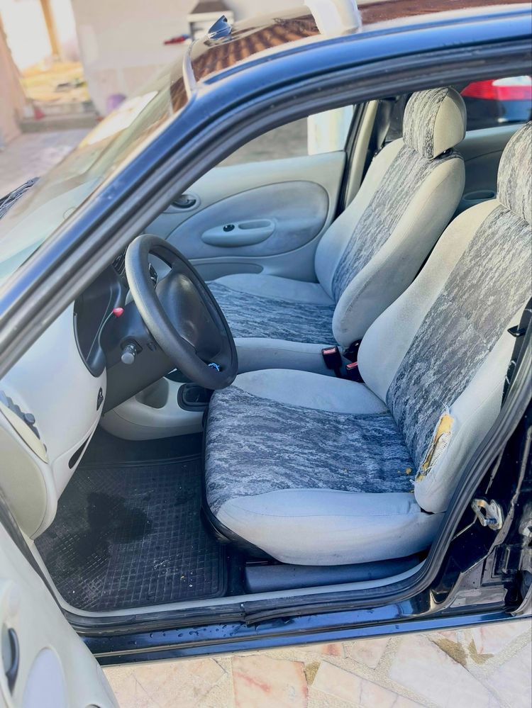 Mazda 121 1.25 16v