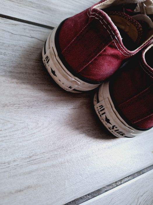Bordowe trampki Converse 36