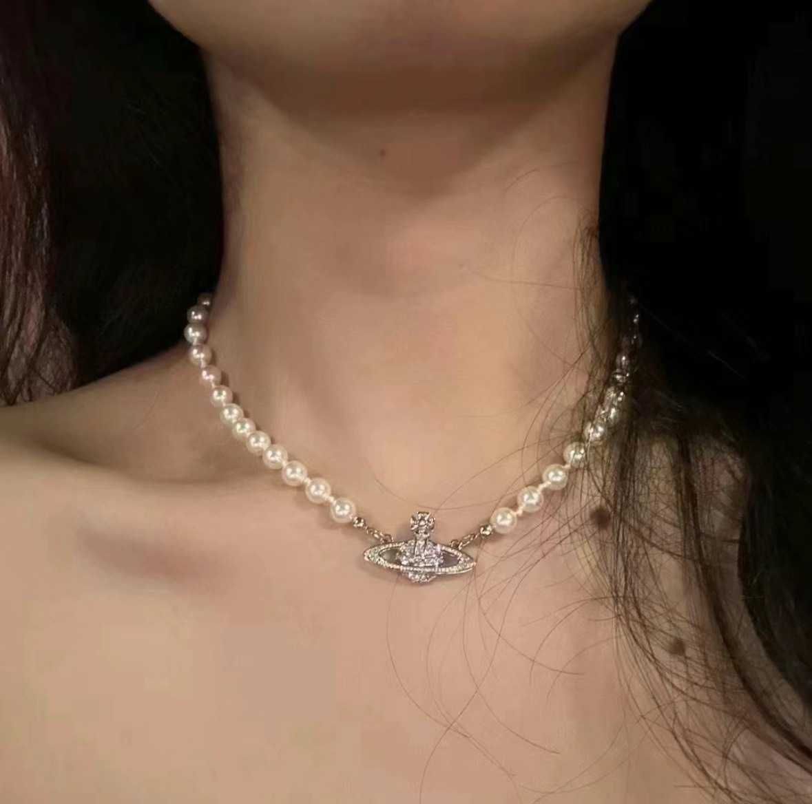 Srebrny naszyjnik Vivienne Westwood Saturn