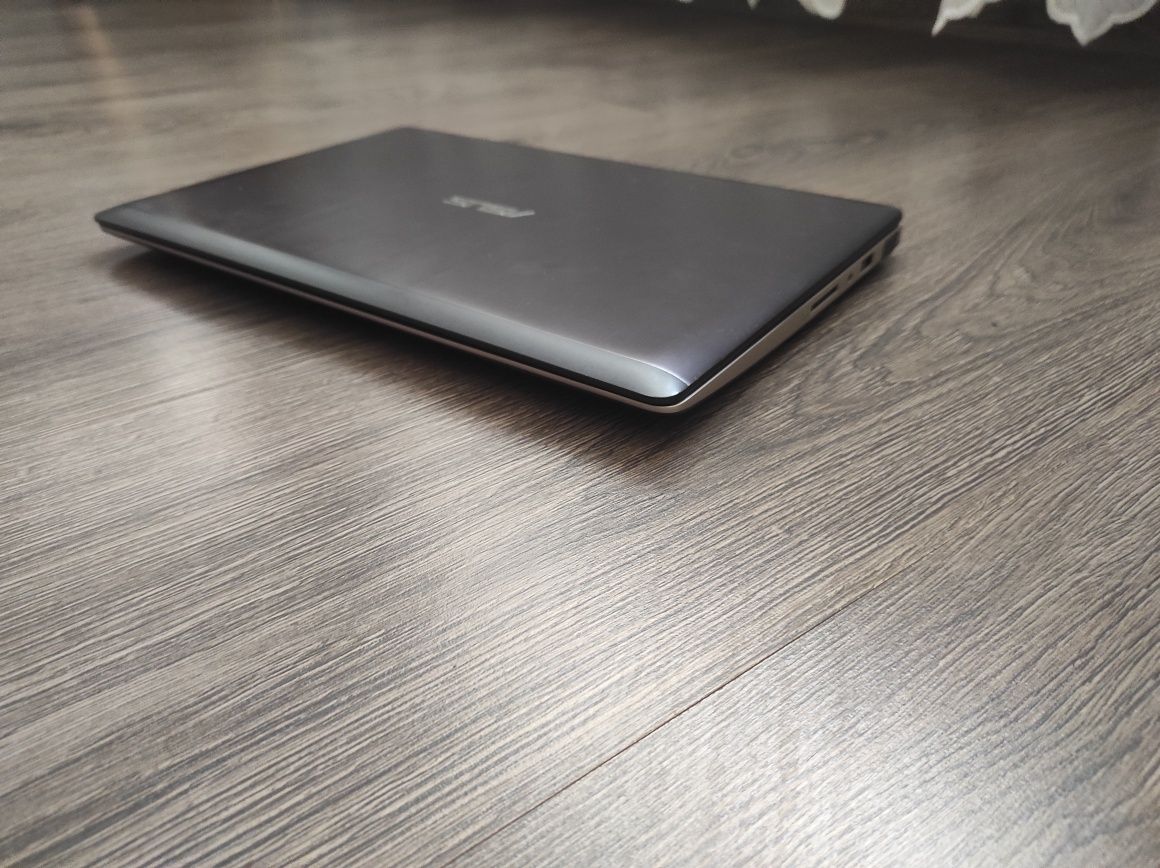 Ноутбук (Нетбук) Vivobook Asus x202e