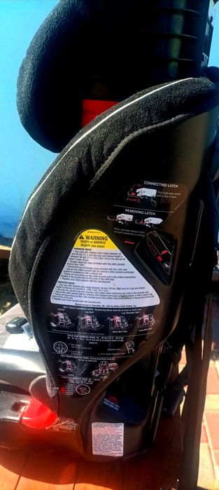 Продам автокрісло відомого бренду Britax