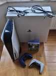 Konsola PS5 + 2 pady + gry