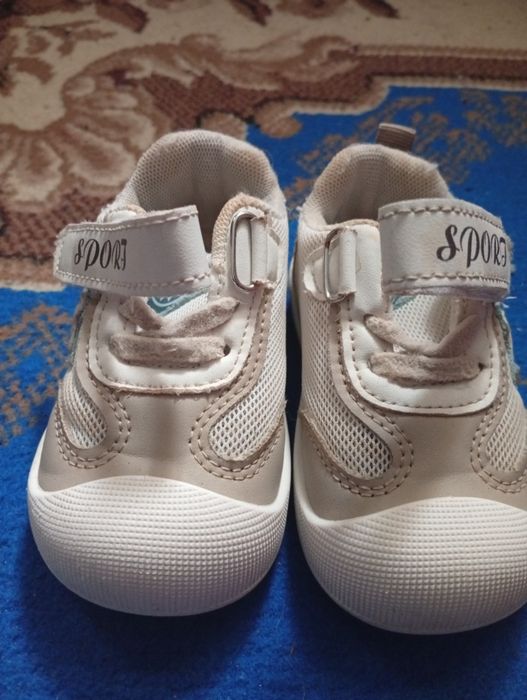 Кросівки, 21 розмір