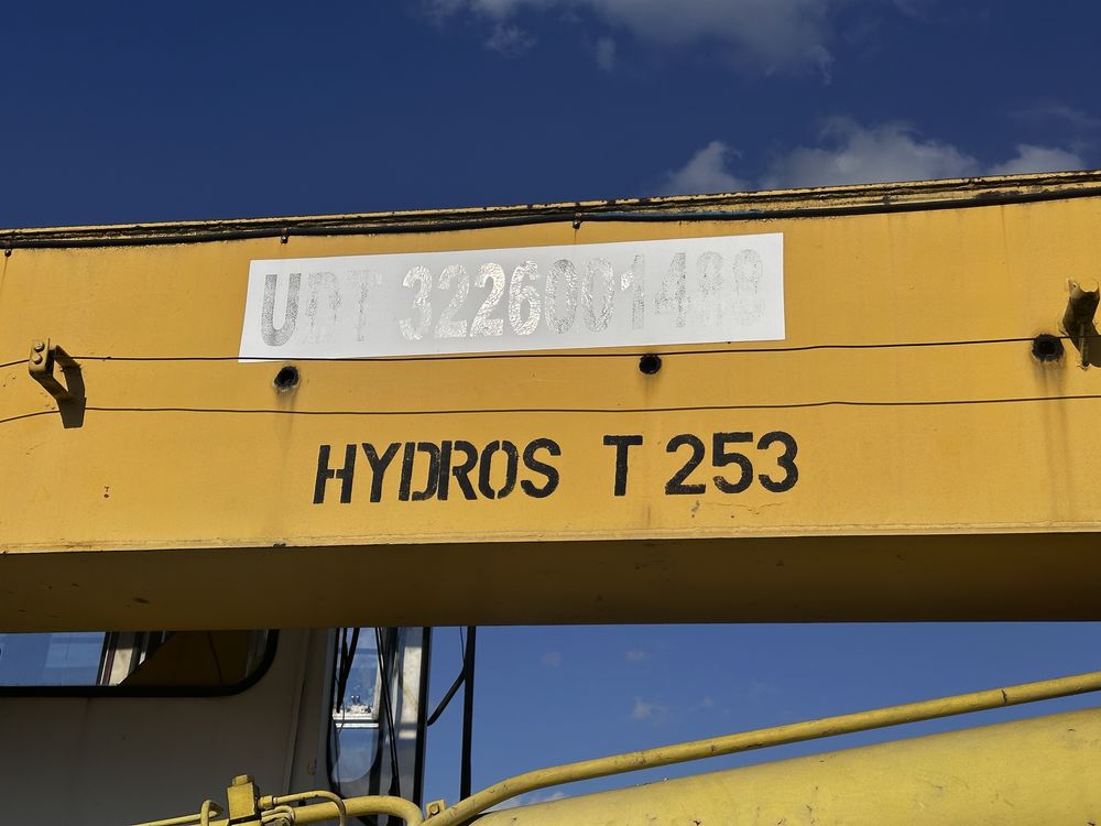 Żuraw samojezdny Jelcz Hydros T253