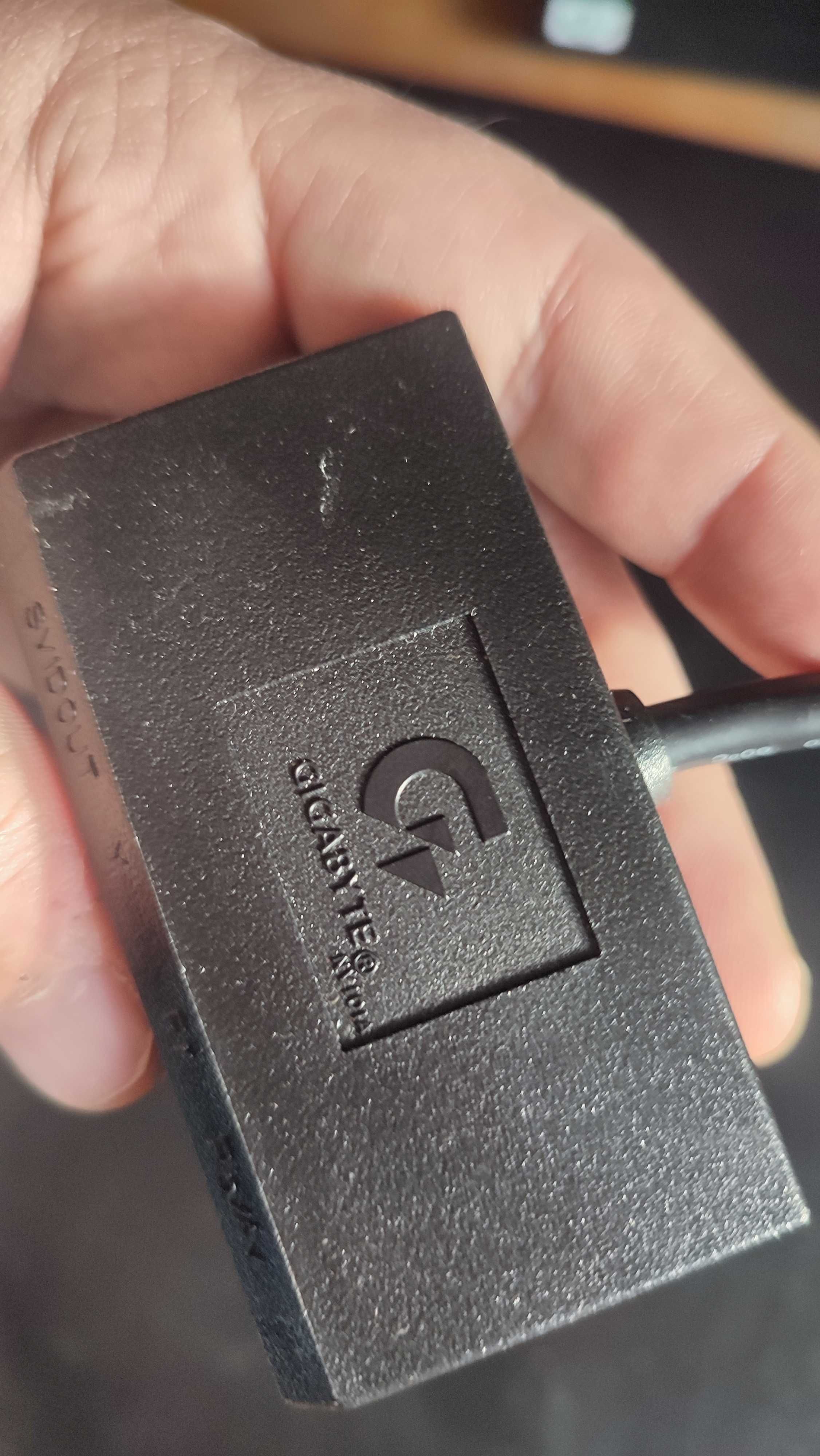 Przejściówka S-VIDEO Gigabyte 9PIN 12CF1-10S011-01R