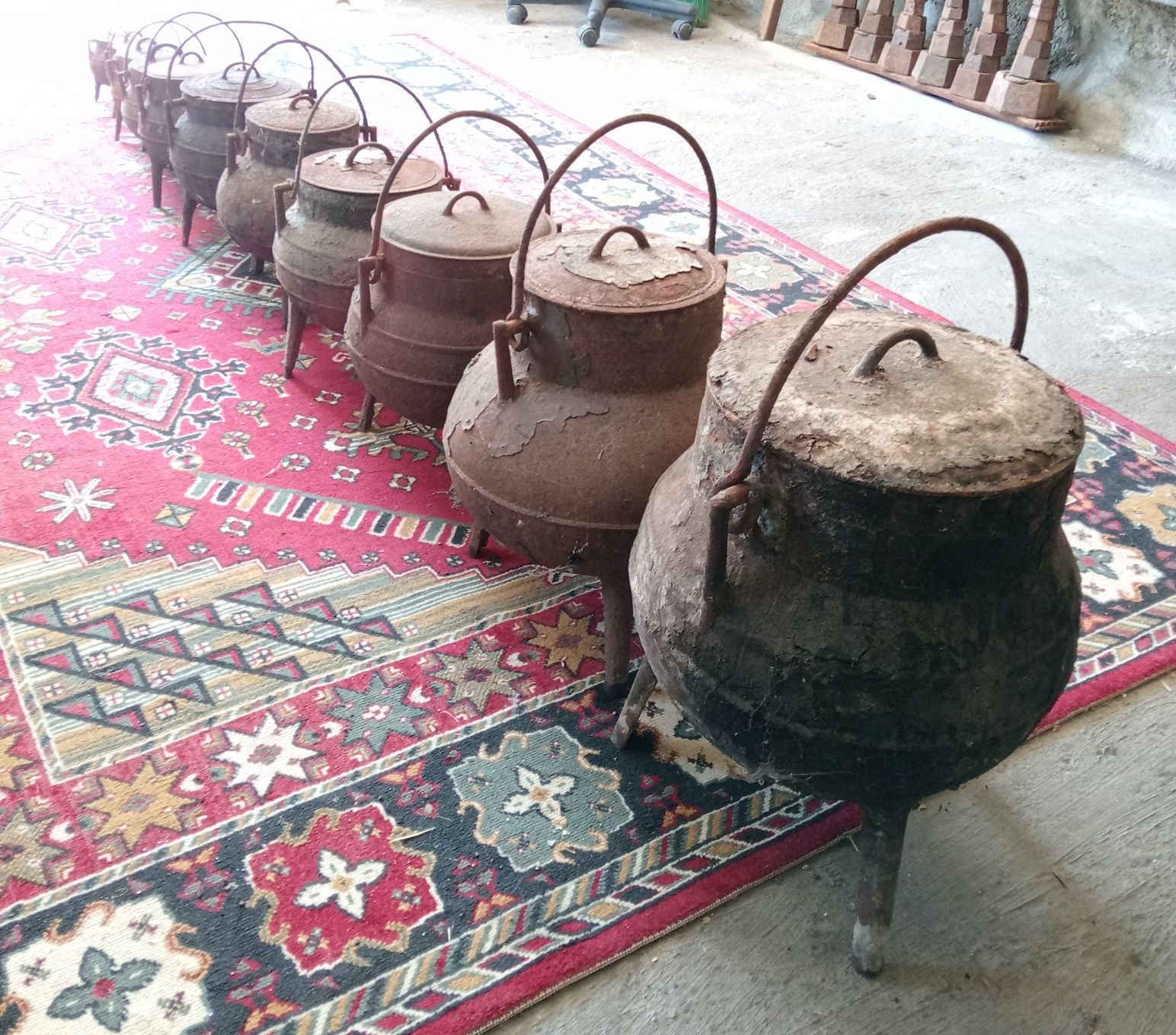 11 potes antigos pra restauro ou exposição
