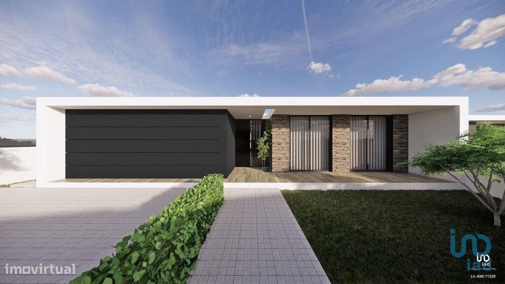 Casa / Villa T3 em Mazarefes E Vila Fria de 184,00 m2