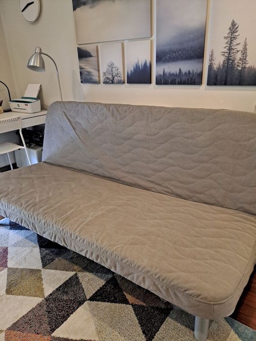 Sofá cama 3 lugares + colchão + capa COMO NOVO