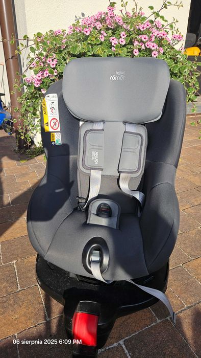 Fotelik  Britax Dualfix M iSize  RWF 0-18kg 61-105cm obrotowy