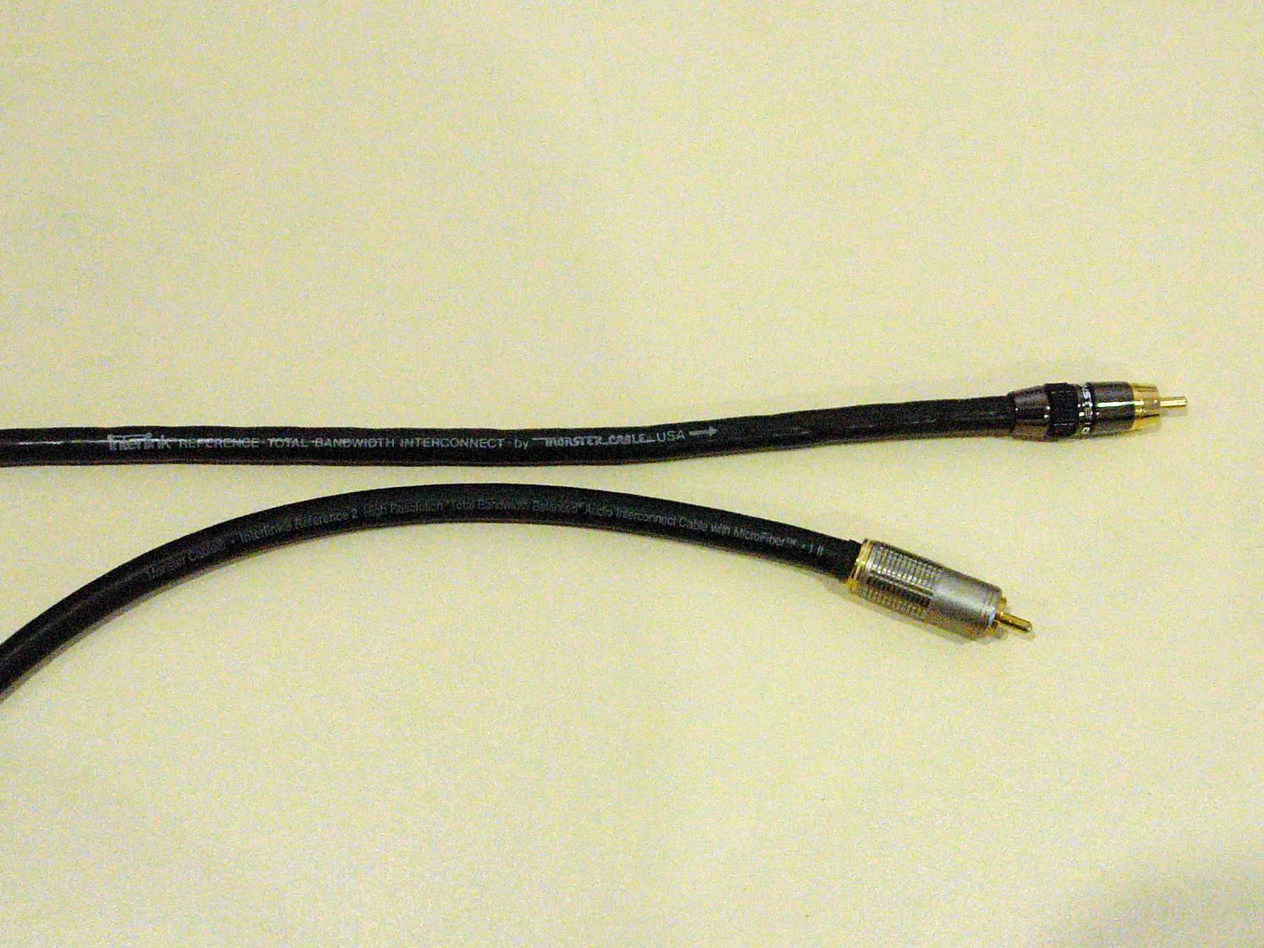ТОП RCA межблочный кабель Monster Cable MSeries, Interlink Reference 2
