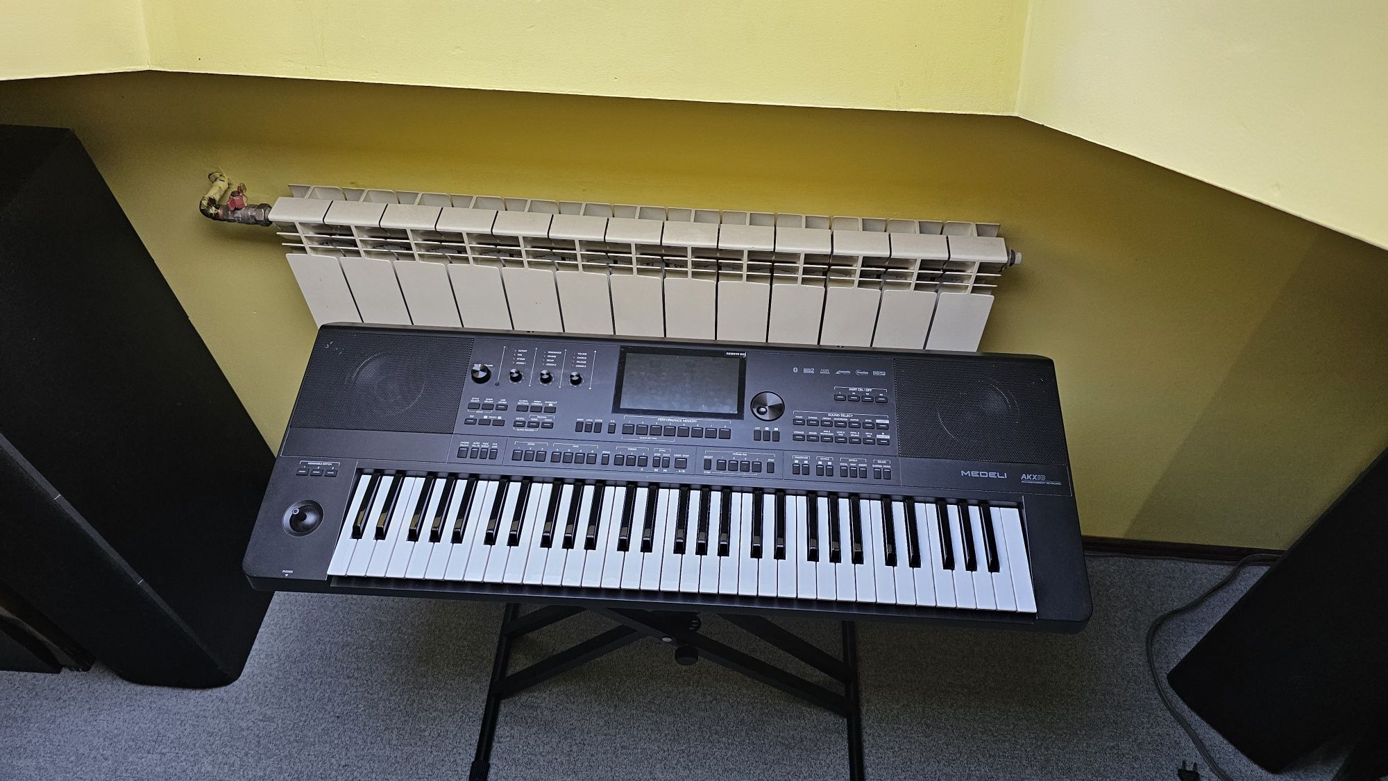 Medeli akx10 keyboard workstation