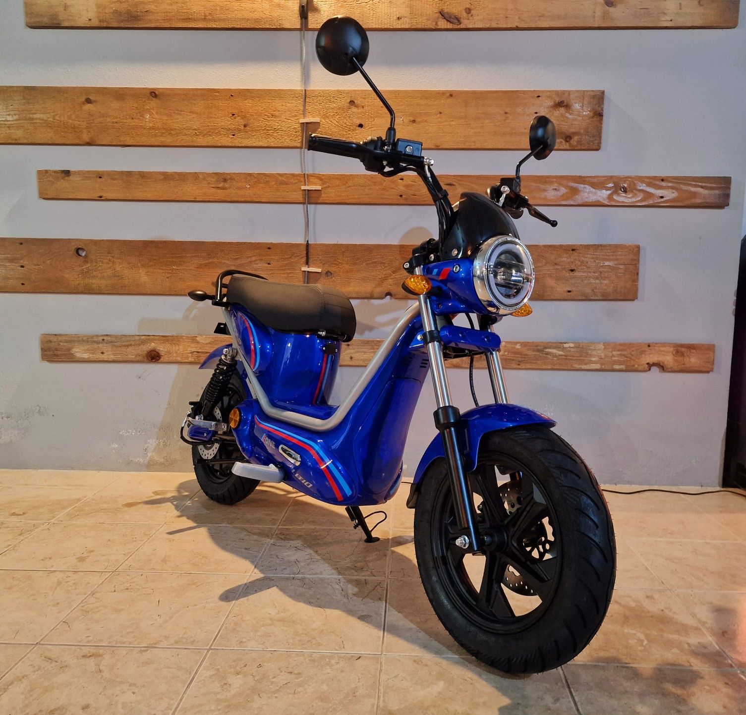 Scooter Elétrica Vortex X-One 26AH