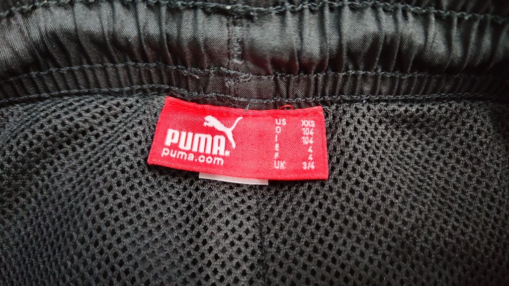 Krótkie czarne spodenki chłopięce puma 104