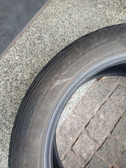 2 pneus 235 45 r17 performance