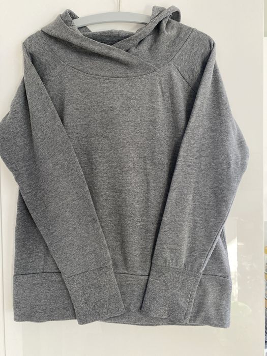 Bluza z kapucą / 40-42